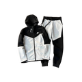 NIKE TECH