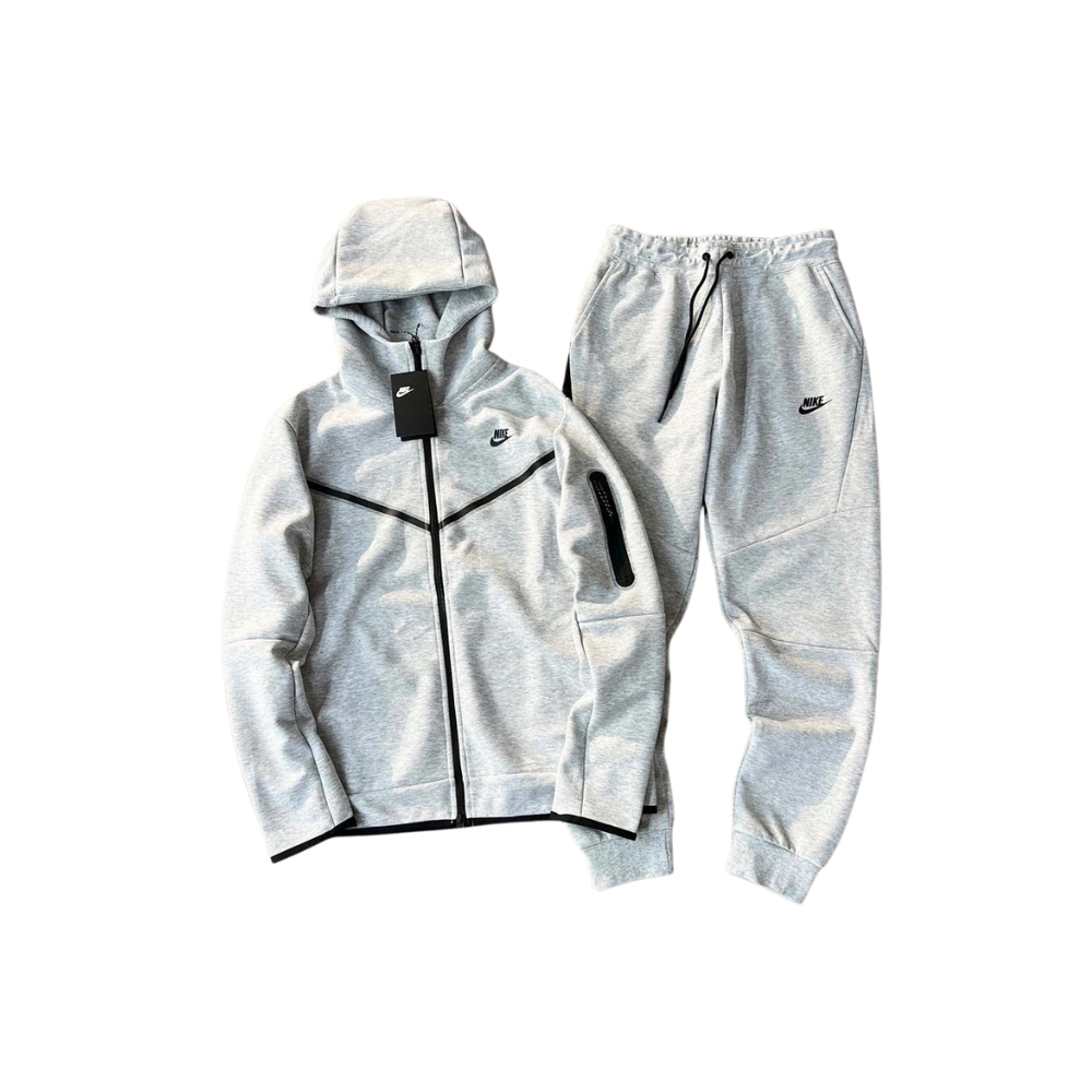 NIKE TECH